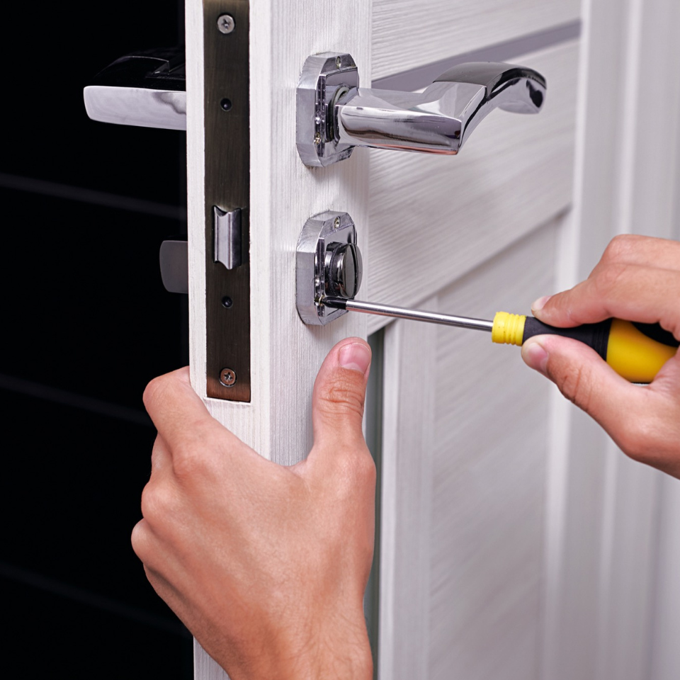 Emergency lockout service photo from the original Keymasters website